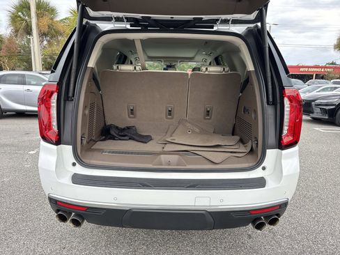 Used 2023 GMC Yukon Denali image 11