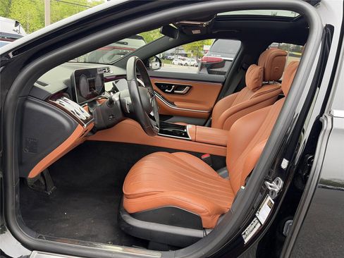 Used 2023 Mercedes-Benz S 500 4MATIC image 12