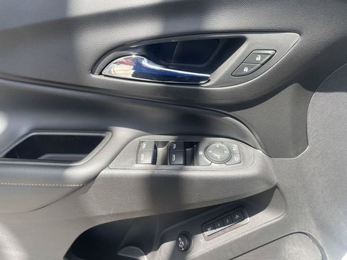 Used 2020 Chevrolet Equinox Premier FWD image 20