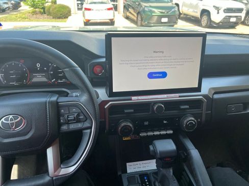 Used 2025 Toyota 4Runner TRD Off-Road Premium w/ Tow Technology Package AWD/4WD image 12