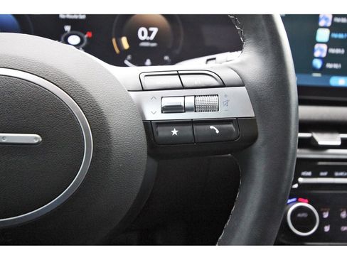 Certified 2025 Hyundai Santa Cruz Limited image 19