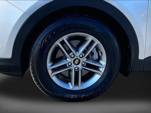 Used 2018 Hyundai Santa Fe Sport w/ 2.4L Tech Package 04 AWD/4WD image 8