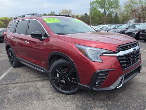 Certified 2025 Subaru Ascent Touring AWD/4WD image 2