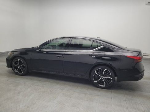 Used 2024 Nissan Altima 2.5 SR image 3