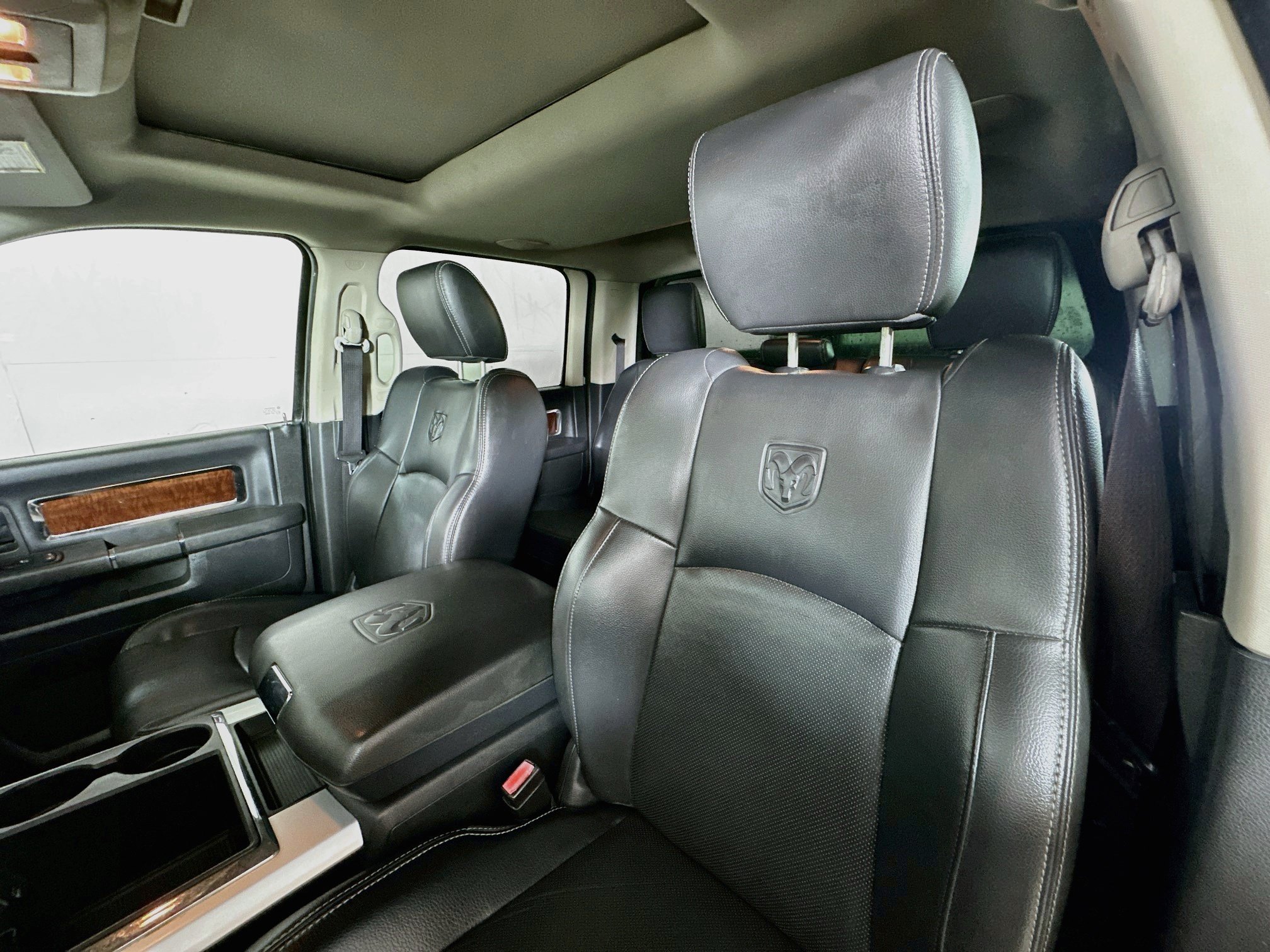 Used 2011 RAM 2500 Laramie w/ HD Snow Plow Prep Group AWD/4WD image 18