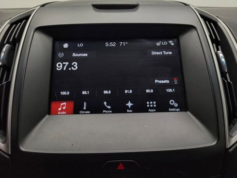 Used 2017 Ford Edge SEL w/ Equipment Group 201A AWD/4WD image 25