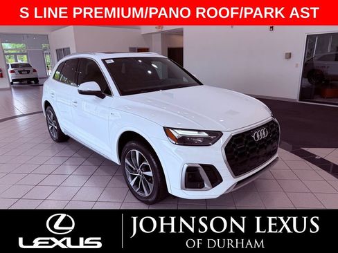 Used 2022 Audi Q5 2.0T Premium w/ Convenience Package AWD/4WD image 1
