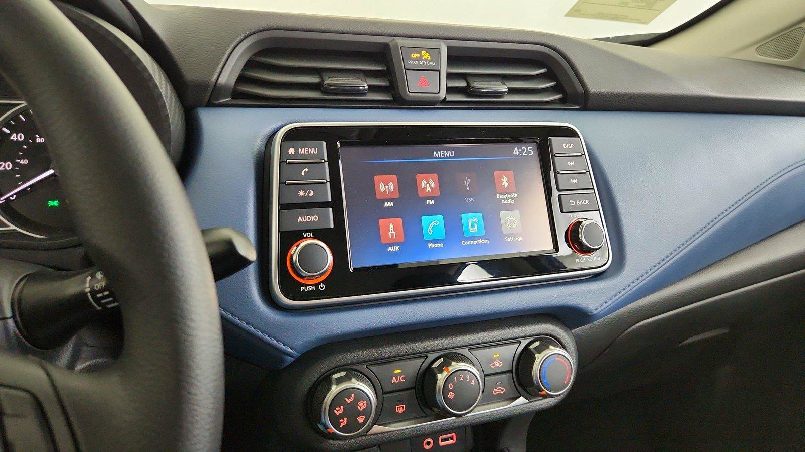 Used 2025 Nissan Versa SV w/ Trunk Package FWD image 29