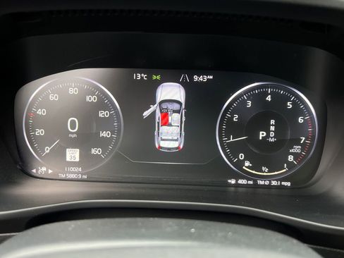 Used 2019 Volvo XC40 T5 Inscription image 21