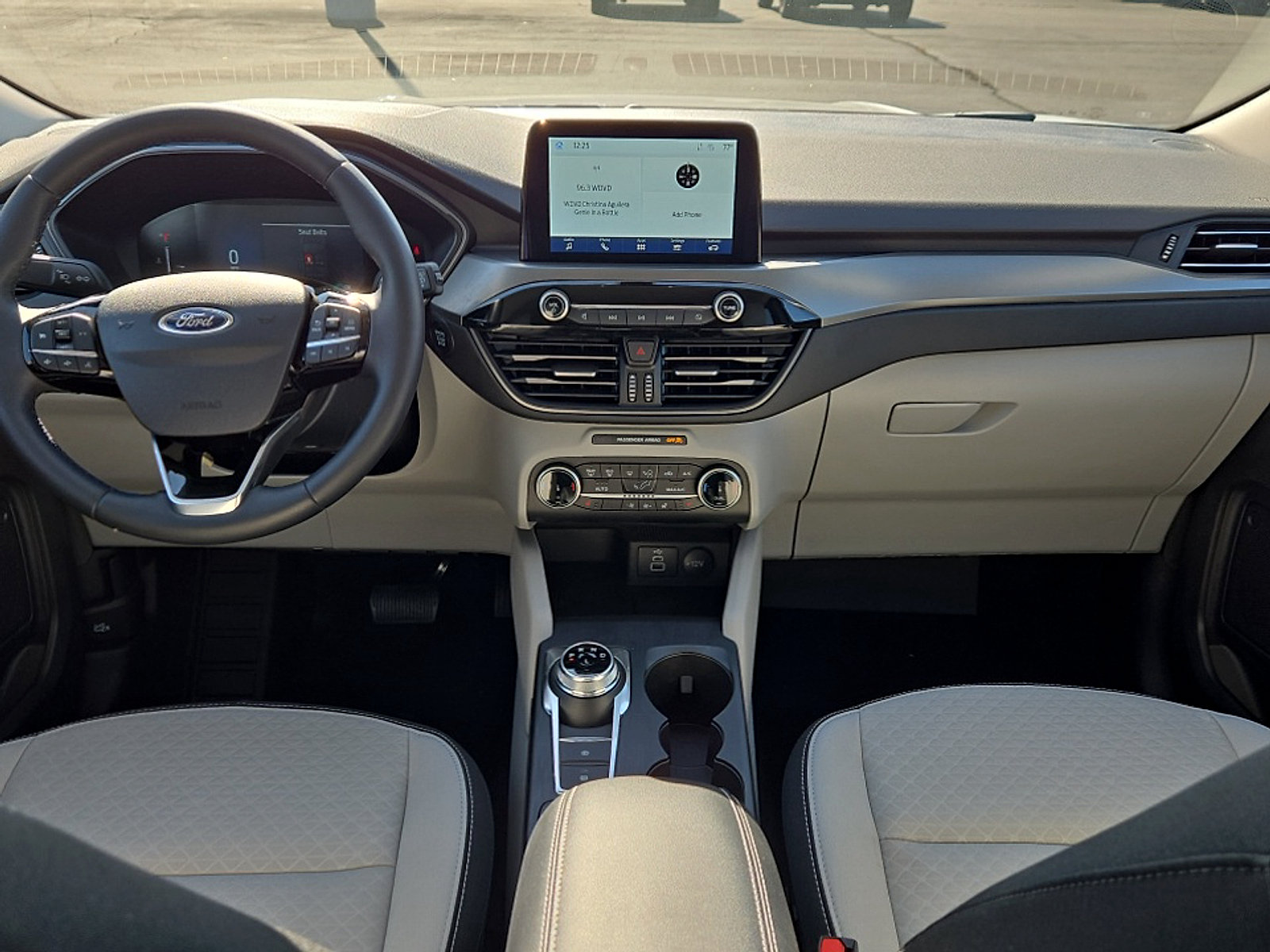 Used 2024 Ford Escape Active AWD/4WD image 9