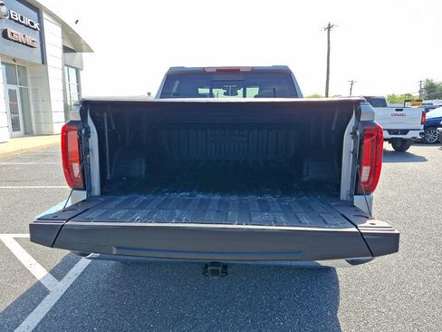 Used 2024 GMC Sierra 1500 SLT w/ SLT Premium Plus Package AWD/4WD image 35