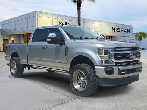 Used 2022 Ford F350 Platinum AWD/4WD image 7