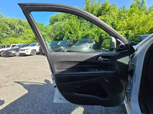 Used 2022 Dodge Durango GT RWD image 19