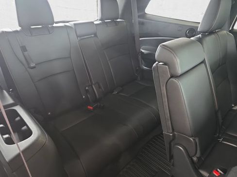Used 2022 Honda Pilot TrailSport image 12