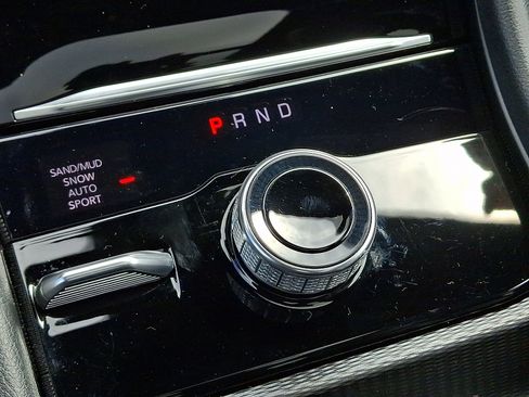 Certified 2025 Jeep Grand Cherokee Limited AWD/4WD image 16