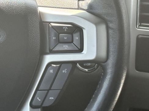 Used 2019 Ford F150 Lariat w/ Equipment Group 502A Luxury AWD/4WD image 11