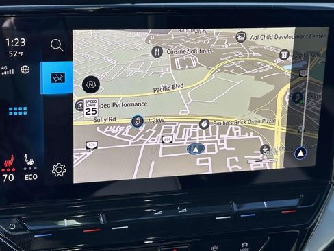 Used 2023 Volkswagen ID.4 Pro S Plus image 15