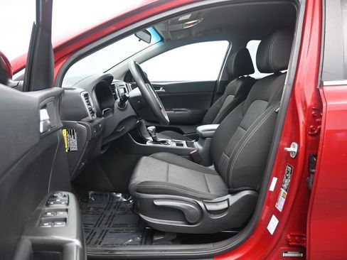 Used 2019 Kia Sportage LX AWD/4WD image 26