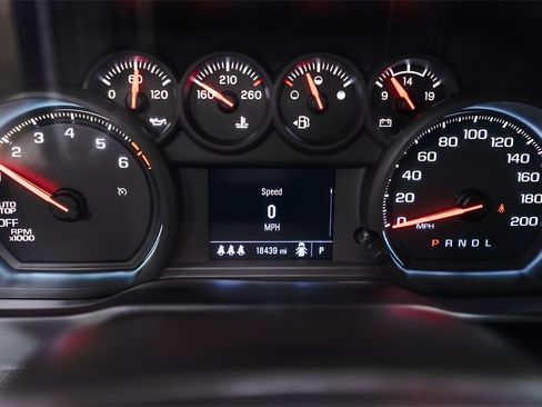 Used 2024 Chevrolet Silverado 1500 Custom image 13