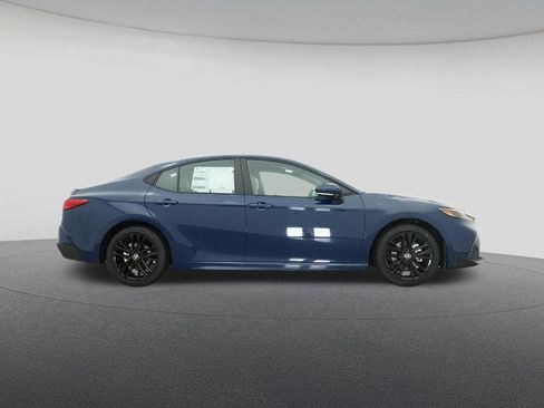New 2026 Toyota Camry SE image 27
