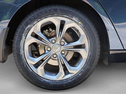 Used 2023 Honda Accord EX-L image 9