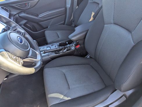 Used 2017 Subaru Impreza 2.0i Premium image 19