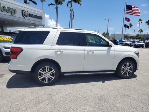 Used 2022 Ford Expedition Limited RWD image 8