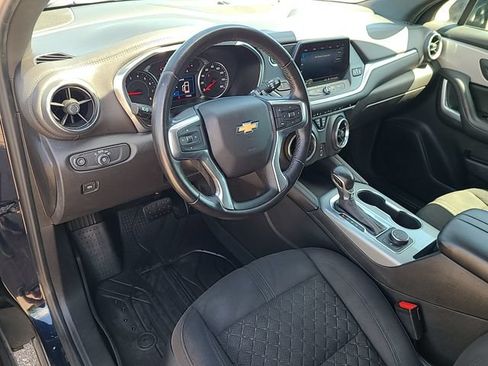 Used 2020 Chevrolet Blazer LT FWD image 13