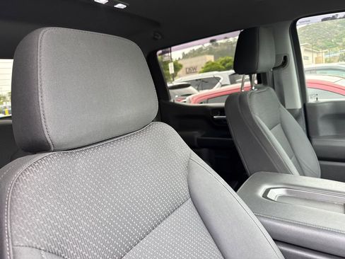 Used 2021 Chevrolet Silverado 1500 Custom RWD image 2