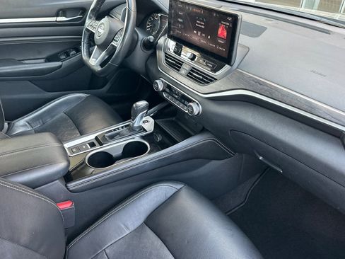 Used 2023 Nissan Altima 2.5 SL FWD image 15