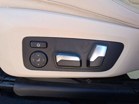 Used 2019 BMW X3 sDrive30i w/ Convenience Package RWD image 19