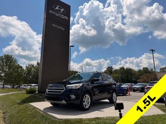 Used 2017 Ford Escape SE FWD video 1