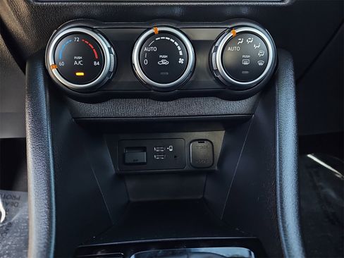 Used 2021 MAZDA CX-3 Sport image 23