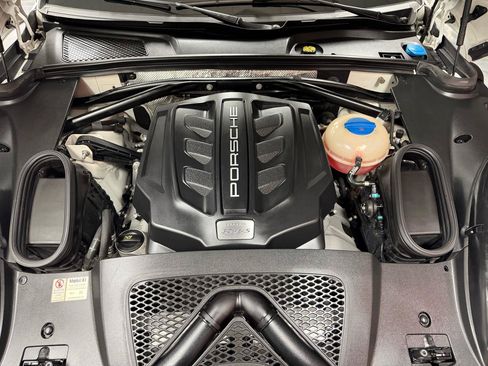 Used 2016 Porsche Macan S AWD/4WD image 22