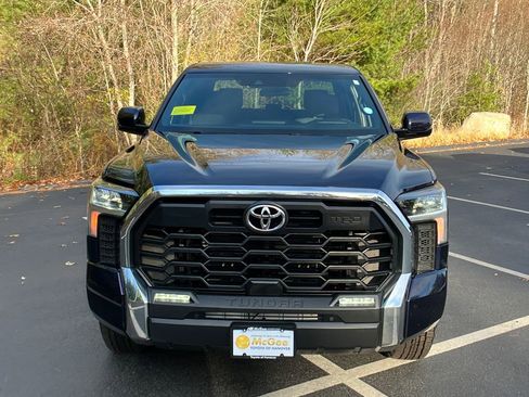 Used 2025 Toyota Tundra SR5 image 8