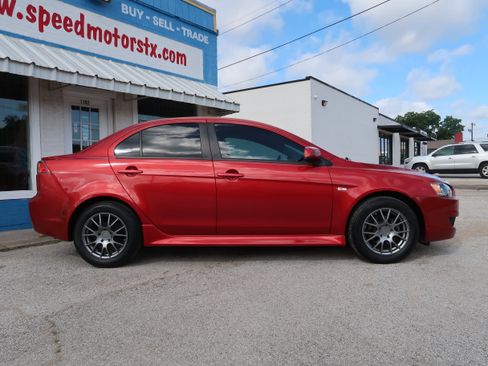 Used 2014 Mitsubishi Lancer ES FWD image 4