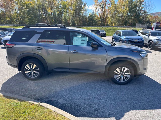 New 2026 Nissan Pathfinder SL AWD/4WD image 12