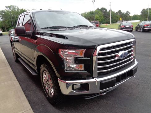 Used 2016 Ford F150 XLT w/ Equipment Group 302A Luxury AWD/4WD image 4