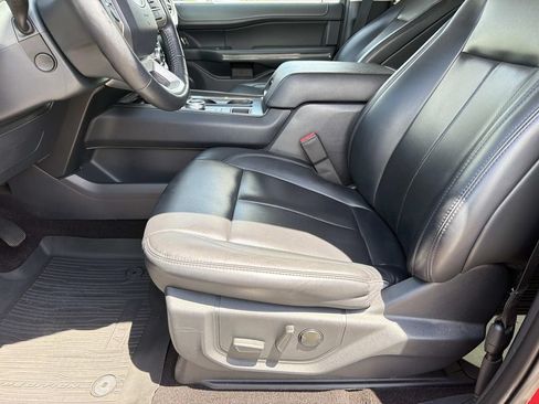 Used 2022 Ford Expedition Max XLT RWD image 9