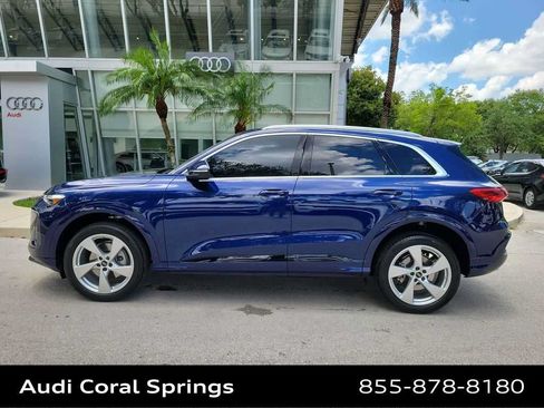 Certified 2025 Audi Q5 Premium w/ Premium Plus AWD/4WD image 5
