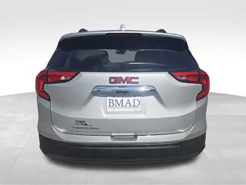 Used 2019 GMC Terrain SLE w/ Driver Convenience Package image 12
