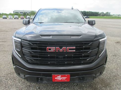 New 2026 GMC Sierra 1500 Elevation w/ Elevation Premium Package AWD/4WD image 13