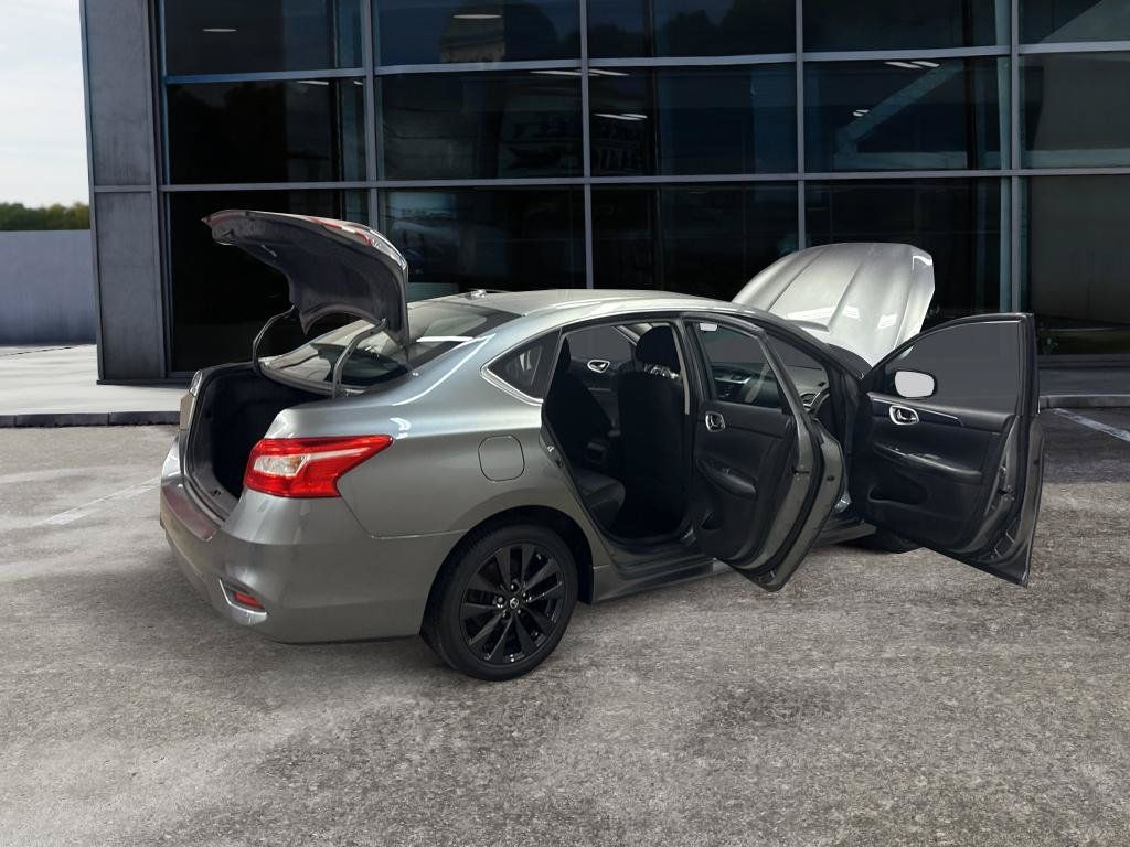 Used 2016 Nissan Sentra SR FWD image 14