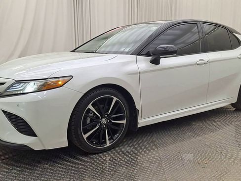 Certified 2019 Toyota Camry XSE image 7