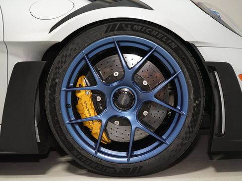 Used 2024 Porsche 911 GT3 RS RWD image 37