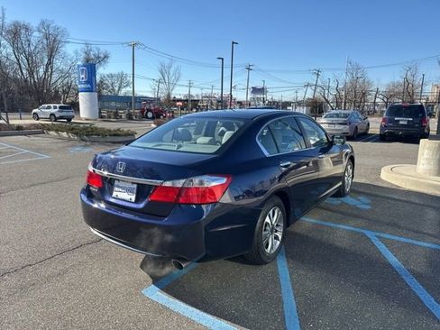 Used 2014 Honda Accord LX image 8