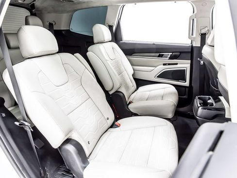 Used 2022 Kia Telluride SX w/ SX Prestige Package AWD/4WD image 34
