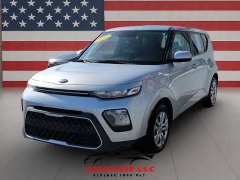 Used 2020 Kia Soul LX FWD image 5
