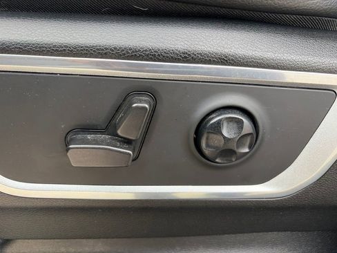 Used 2021 RAM 1500 Laramie AWD/4WD image 53