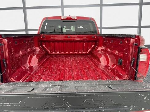 New 2026 GMC Canyon Elevation w/ Convenience Package image 12